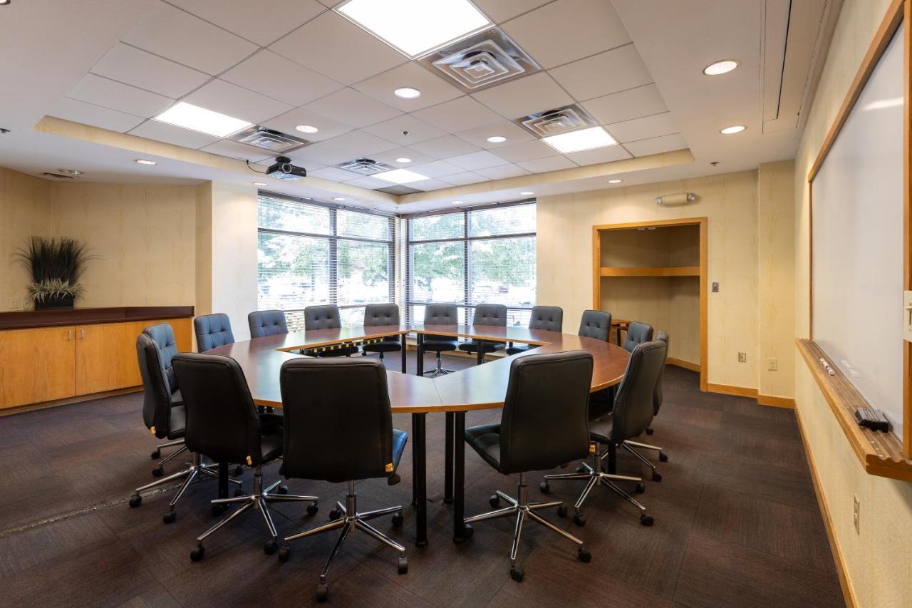 Gateway Hotel And Conference Center Ames Luaran gambar